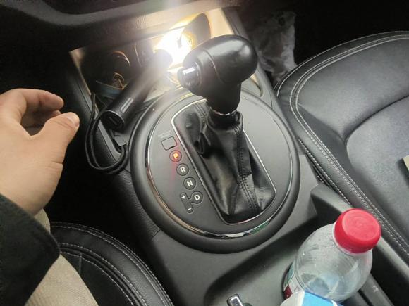 [杭州·浙A] 二手起亚智跑2012款 2.0L 自动两驱版GLS