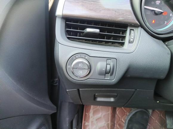 [南京·苏A] 二手别克昂科威2017款 28T 四驱精英型