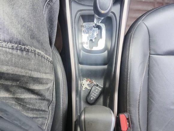 [杭州·浙A] 二手标致标致20082014款 1.6L 自动领航版