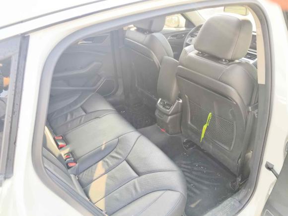 [成都·川A] 二手红旗红旗H52020款 1.8T 自动智联旗畅版