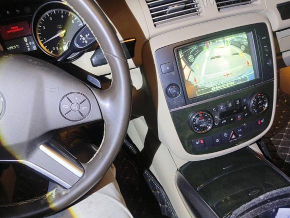 [上海·沪F] 二手奔驰奔驰R级2017款 R 320 4MATIC 商务型臻藏版