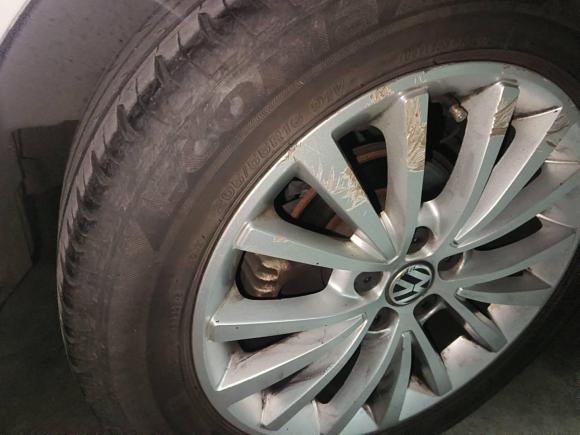 [杭州·浙A] 二手大众朗逸2013款 1.6L 自动豪华版