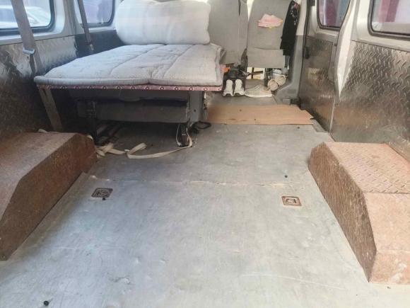 [常州·皖S] 二手东风御风御风2021款 2.4T后驱物流车极限高顶后双胎6-9座国VI YCY24140-60