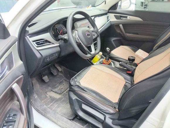 [济南·鲁A] 二手长安长安CS35PLUS2019款 1.6L 手动畅联版