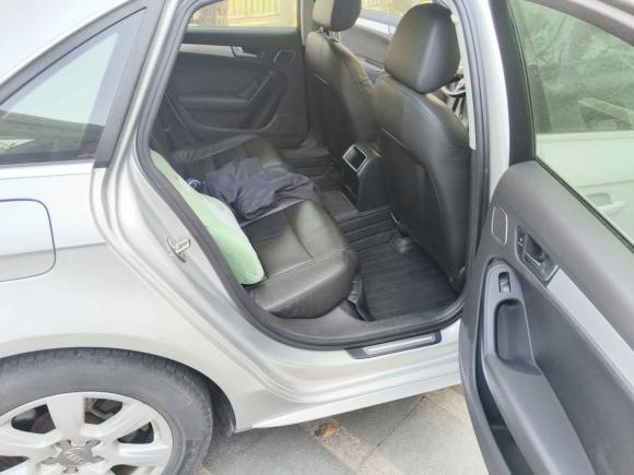 [上海·沪M] 二手奥迪奥迪A4L2012款 2.0 TFSI 自动标准型