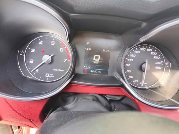 [苏州·苏F] 二手阿尔法·罗密欧Stelvio斯坦维2017款 2.0T 200HP 精英版