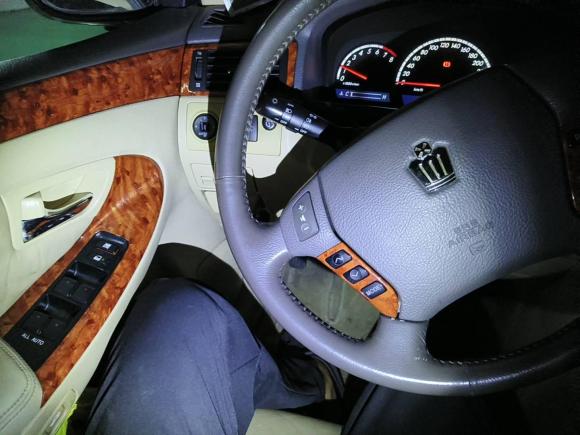 [上海·沪E] 二手丰田皇冠2005款 3.0L Royal