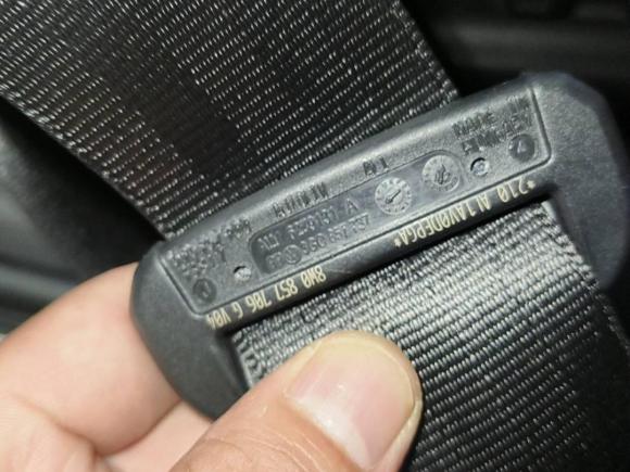 [杭州·浙A] 二手奥迪奥迪A4L2018款 30周年年型 40 TFSI 时尚型