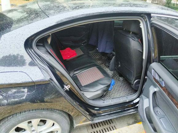 [上海·苏A] 二手大众迈腾2018款 330TSI DSG 豪华型