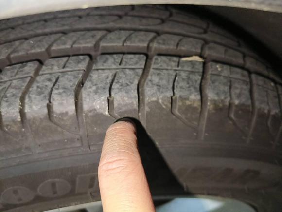 [武汉·鄂A] 二手日产天籁2011款 2.0L XL荣耀版