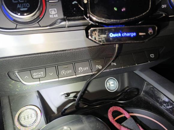 [杭州·浙A] 二手奥迪奥迪A4L2022款 40 TFSI 豪华动感型