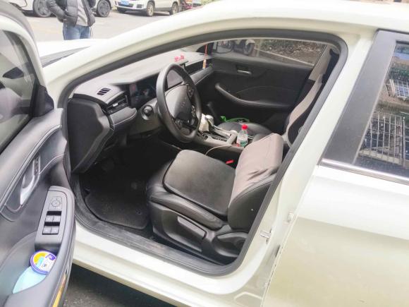 [杭州·浙A] 二手荣威荣威i52023款 1.5L CVT尊荣版