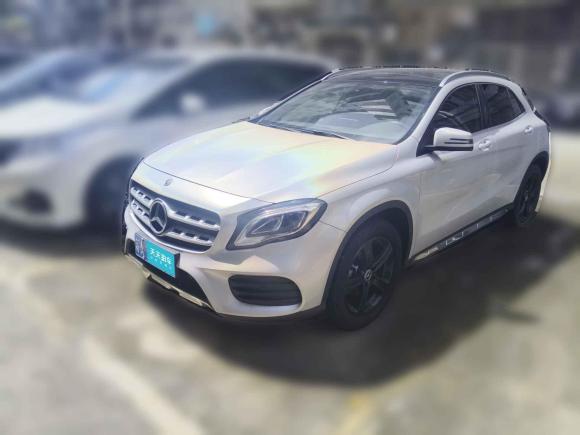 [广州·粤A] 二手奔驰奔驰GLA2019款 GLA 200 时尚型