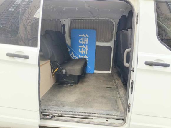 [武汉·鄂B] 二手福特全顺2023款 2.0T柴油自动多功能商用车短轴低顶5/6座