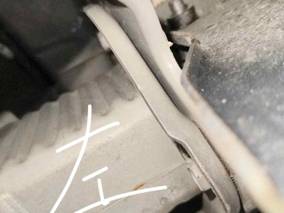 [深圳·粤S] 二手三菱欧蓝德2016款 2.4L 四驱豪华版 7座