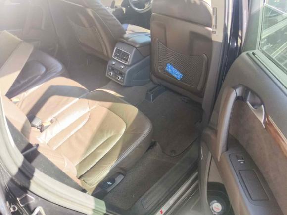 [广州·粤A] 二手奥迪奥迪Q72015款 35 TFSI 运动型