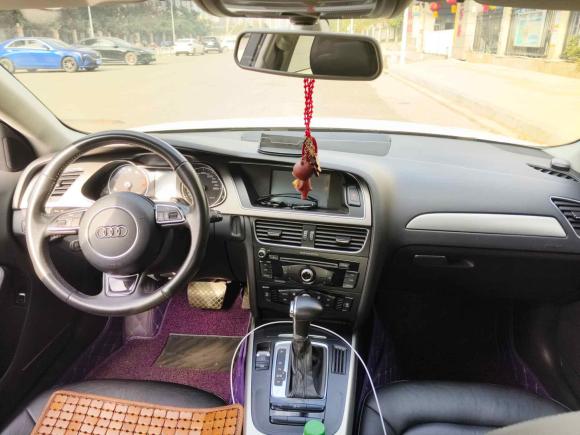 [武汉·鄂A] 二手奥迪奥迪A4L2013款 35 TFSI 自动标准型