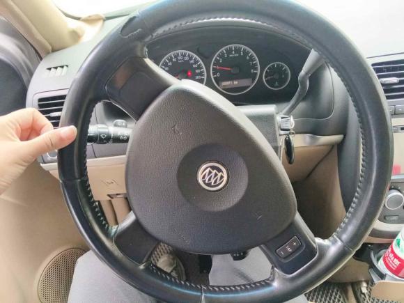 [深圳·粤B] 二手别克别克GL82014款 2.4L 行政版