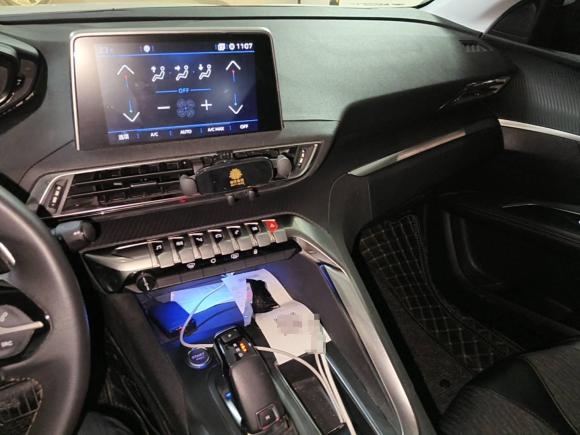 [武汉·鄂A] 二手标致标致50082017款 380THP 7座精英版