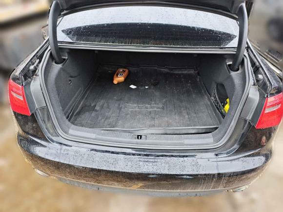 [上海·沪D] 二手奥迪奥迪A6L2014款 30 FSI 技术型