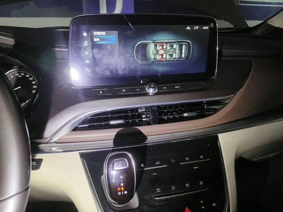 [上海·沪B] 二手别克别克GL82022款 陆上公务舱 652T 尊贵型