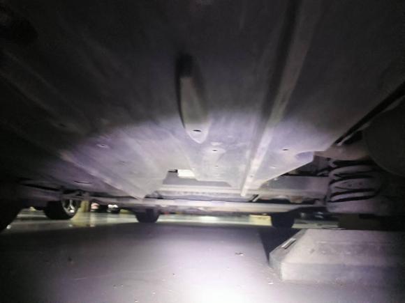 [深圳·粤B] 二手丰田雷凌2016款 双擎 1.8H GS E-CVT精英天窗版