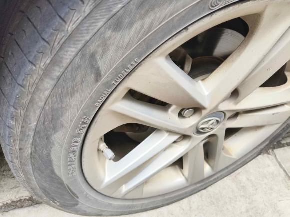 [武汉·鄂A] 二手丰田雷凌2019款 双擎 1.8H E-CVT豪华版 国VI