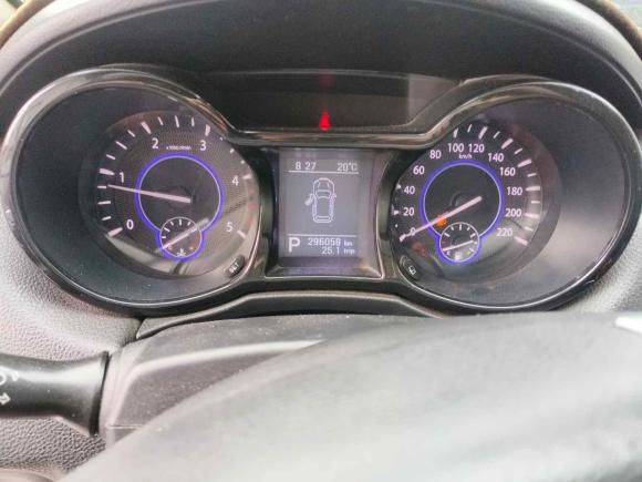 [上海·沪A] 二手江铃驭胜S3502013款 2.4T 自动两驱柴油超豪华版5座