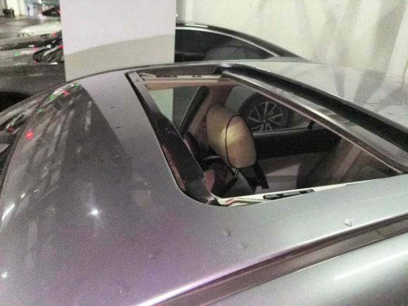 [南京·苏A] 二手马自达马自达62012款 2.0L 自动时尚型