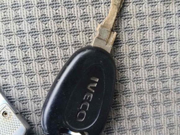 [上海·苏E] 二手依维柯依维柯得意2017款 2.5T A35客车5-7座47Z5