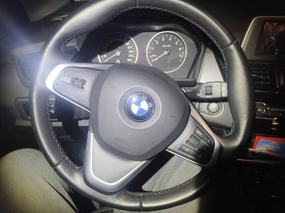 [青岛·鲁B] 二手宝马宝马2系旅行车2015款 218i 领先型