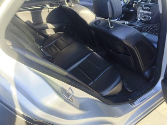 [上海·沪G] 二手奔驰奔驰C级2011款 C 200 CGI 时尚型