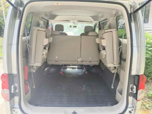 [上海·沪M] 二手日产日产NV2002016款 1.6L CVT豪华型