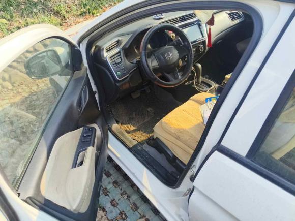 [杭州·浙A] 二手本田锋范2015款 1.5L CVT舒适版