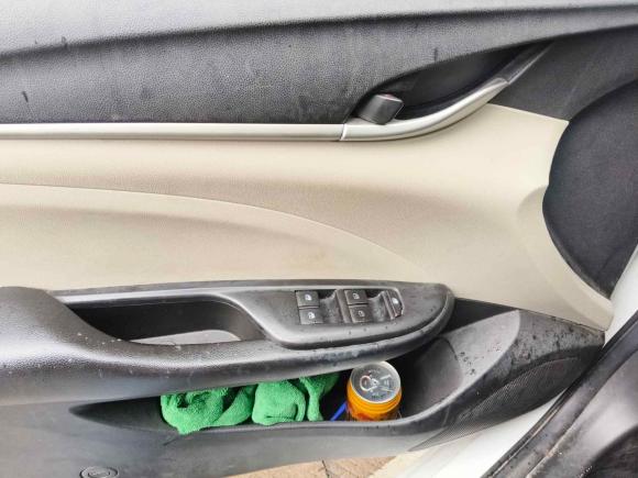 [武汉·鄂A] 二手别克英朗2015款 15N 手动精英型