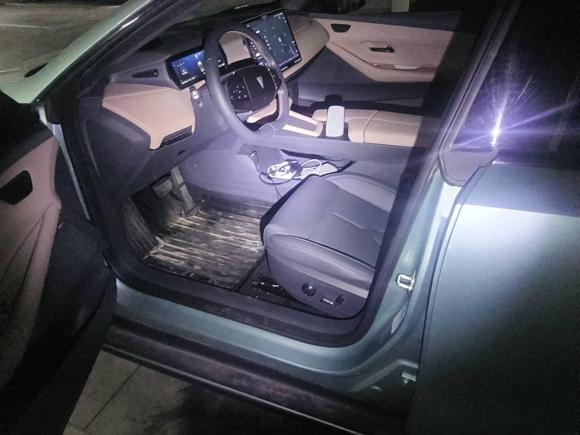 [深圳·粤B] 二手深蓝汽车深蓝SL032022款 1.5L 1200增程版