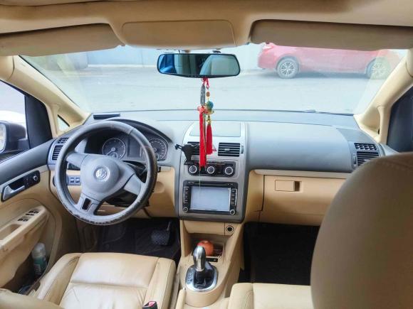 [武汉·鄂A] 二手大众途安2011款 1.4T DSG智雅版5座