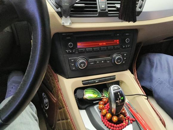 [青岛·鲁U] 二手宝马宝马X12012款 sDrive20i 领先型