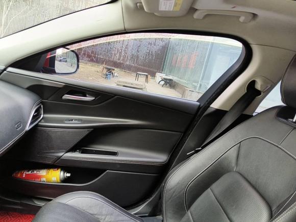 [西安·陕K] 二手捷豹捷豹XE2015款 2.0T 200PS R-Sport