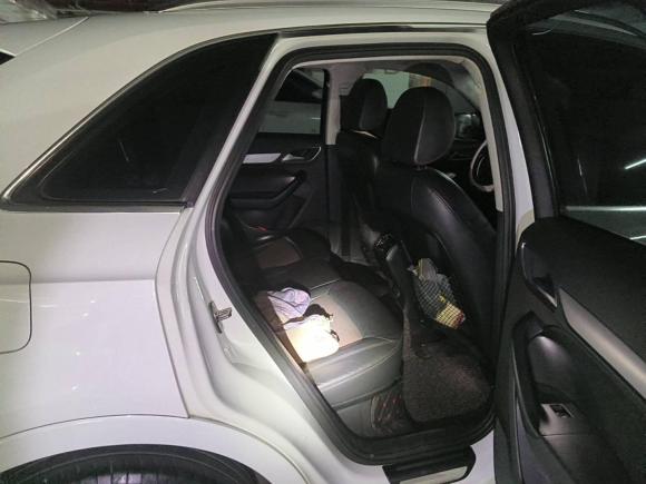 [深圳·粤L] 二手奥迪奥迪Q32016款 30 TFSI 时尚型