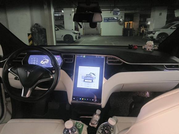 [广州·粤A] 二手特斯拉Model X2017款 Model X 100D 长续航版