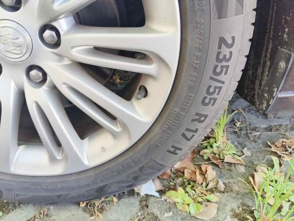 [上海·沪D] 二手别克君越2018款 20T 精英型