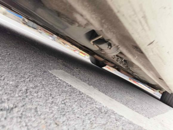 [上海·川G] 二手大众辉腾2011款 3.6L V6 4座加长Individual版