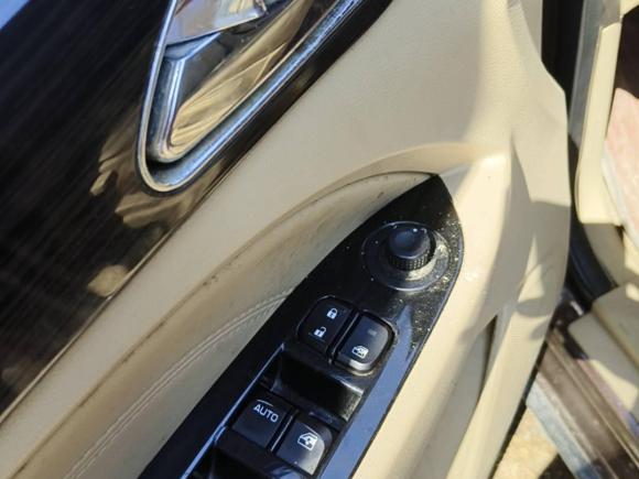 [温州·贵C] 二手宝骏宝骏7302016款 1.5L 手动豪华型 7座