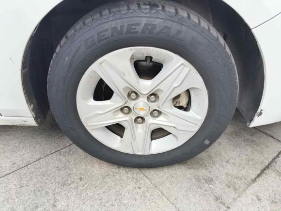 [成都·渝A] 二手雪佛兰科沃兹2019款 320 自动欣享天窗版