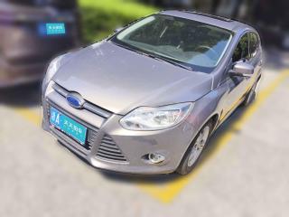 福特福克斯2012款 三厢 1.6L 自动风尚型「杭州二手车」「天天拍车」