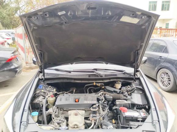 [佛山·粤E] 二手本田雅阁2012款 2.0L SE