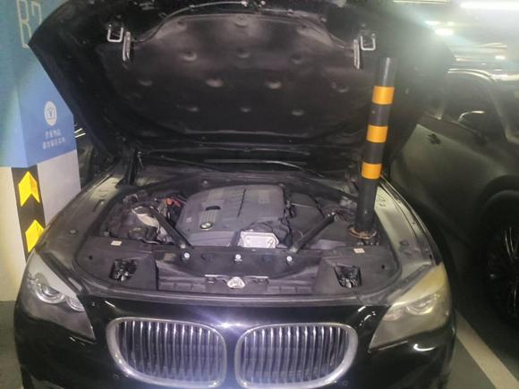 [深圳·粤B] 二手宝马宝马7系2011款 730Li典雅型