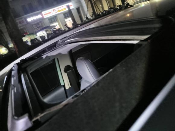 [成都·川L] 二手吉利几何吉利几何E萤火虫2022款 401KM 霹雳虎 4座