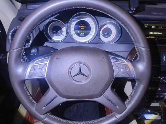 [深圳·粤B] 二手奔驰奔驰C级2013款 C 260 优雅型 Grand Edition